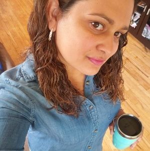 Meet your Posher, Veronica